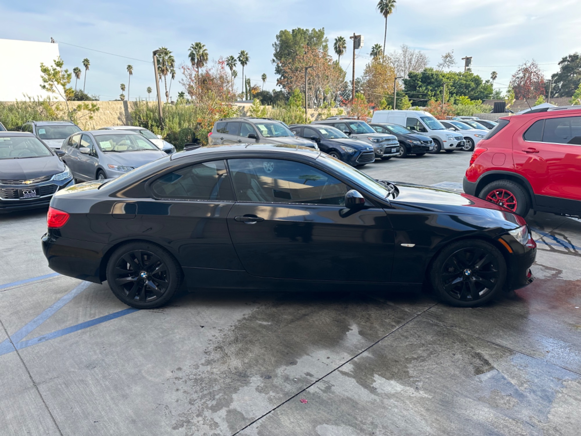 2011 Black /Black BMW 3-Series (WBAKE5C55BE) , located at 30 S. Berkeley Avenue, Pasadena, CA, 91107, (626) 248-7567, 34.145447, -118.109398 - Crown City Motors is a used “Buy Here Pay Here” car dealer in Pasadena CA. “Buy Here Pay Here” financing, means that when you purchase your vehicle from our dealership, that you make the payments to the dealership as well. We do not need the banks approval to get you approved for a used auto - Photo #5